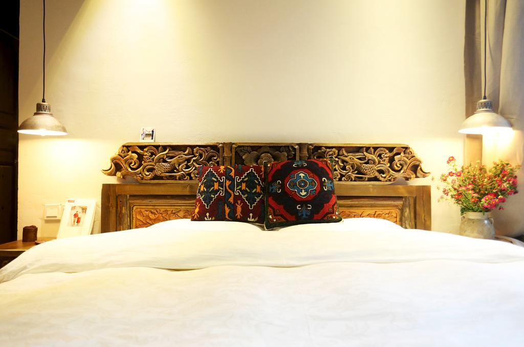 Shangri-La Mid - Mountain Homestay ภายนอก รูปภาพ